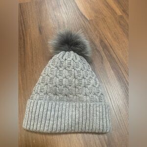 Gray Cable Knit Pom-Pom Beanie